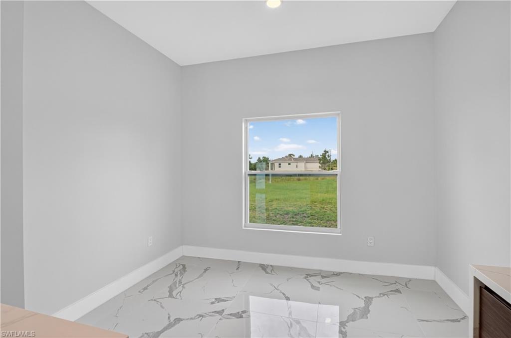 454 Mercedes Ct Property Photo 28