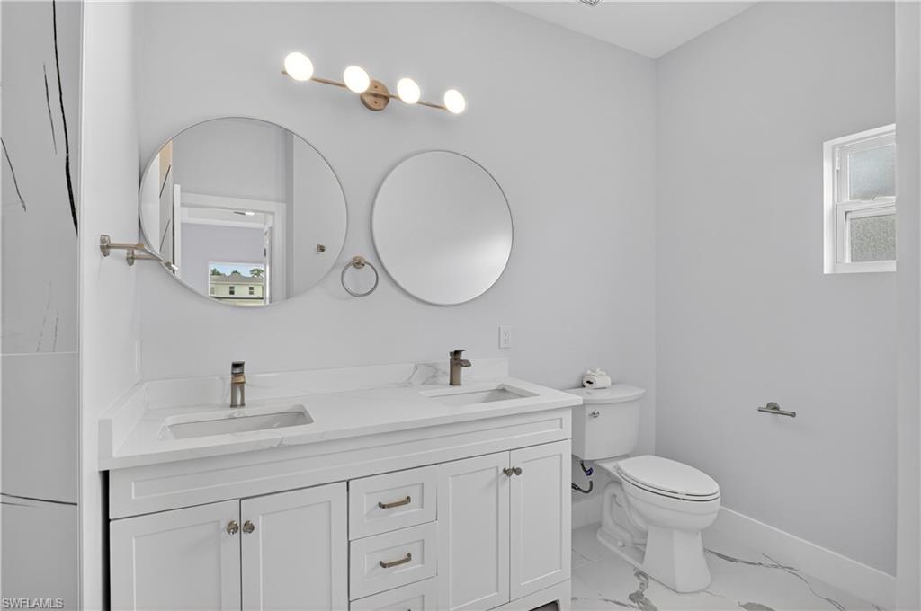 454 Mercedes Ct Property Photo 32