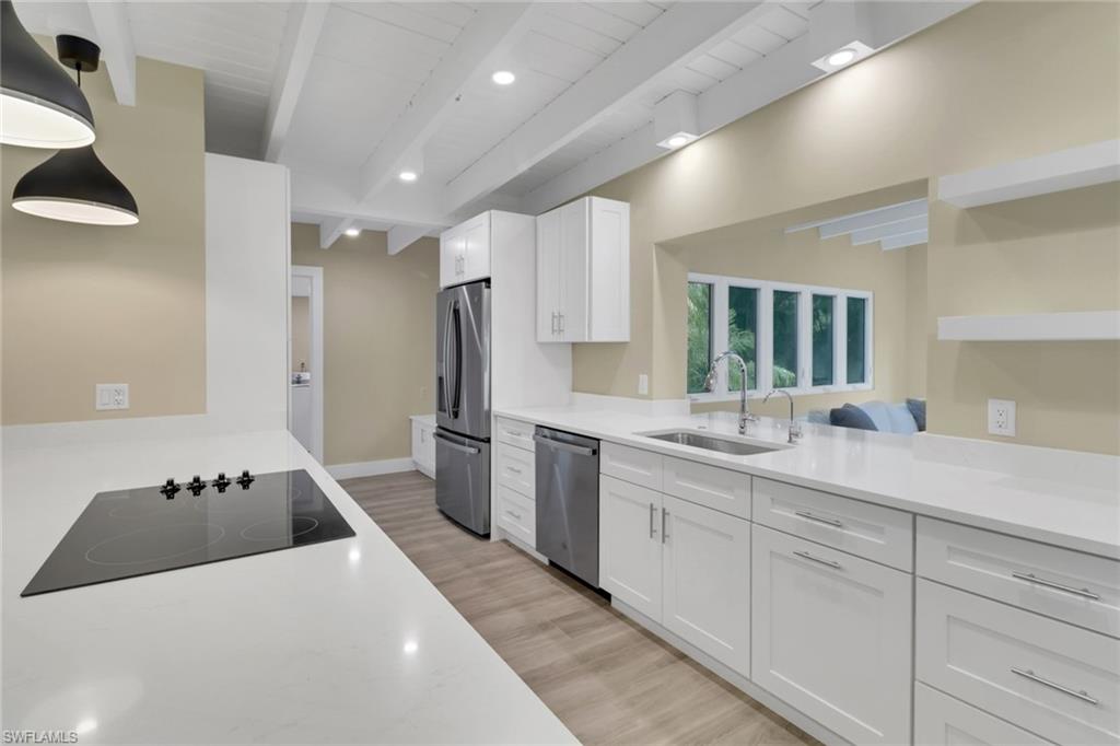 5150 Sand Dollar Ln Property Photo 10