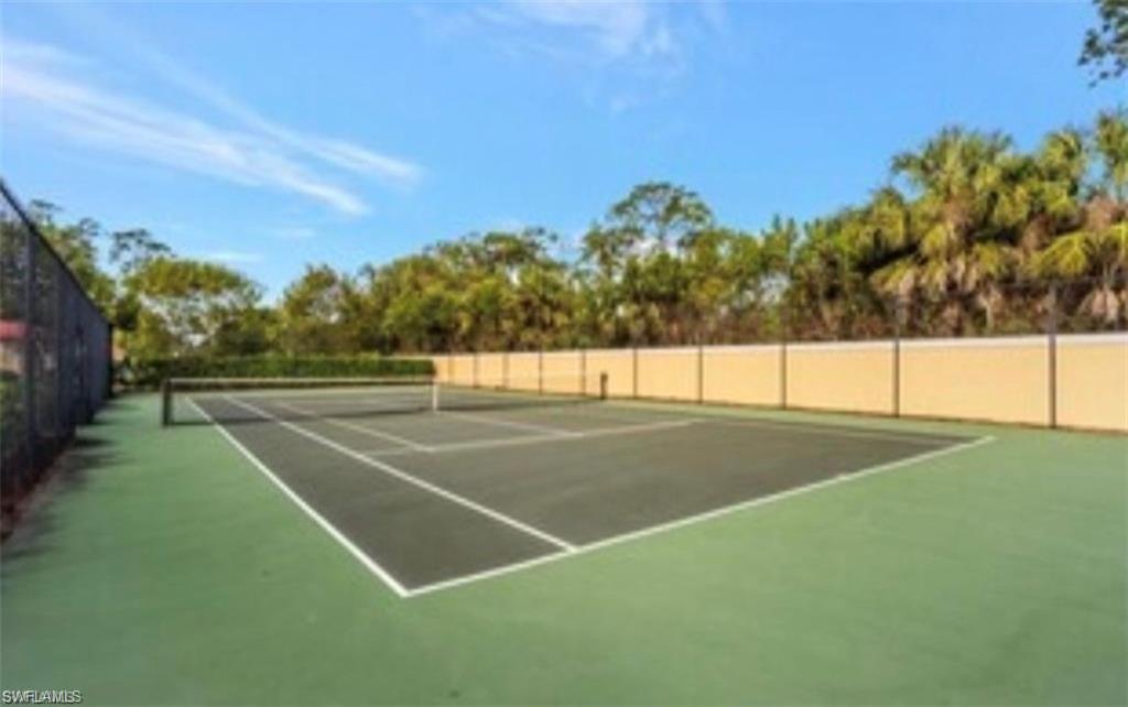 13180 Bella Casa Cir 273 Property Photo 28