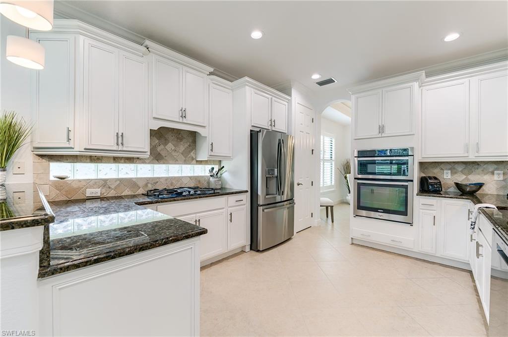 23472 Sanabria Loop Property Photo 7