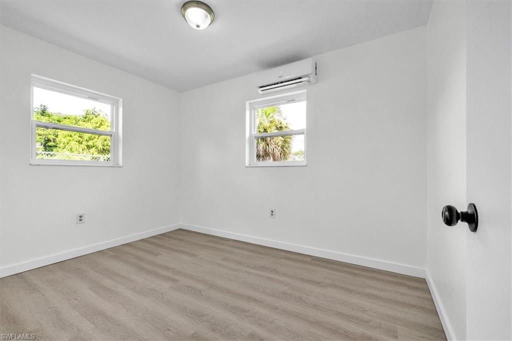 2423 Jeffcott St Property Photo 22