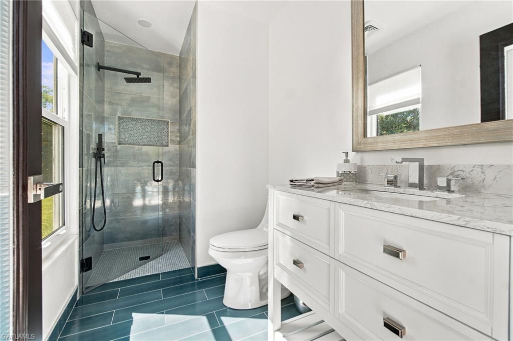 28575 Clinton Ln Property Photo 36