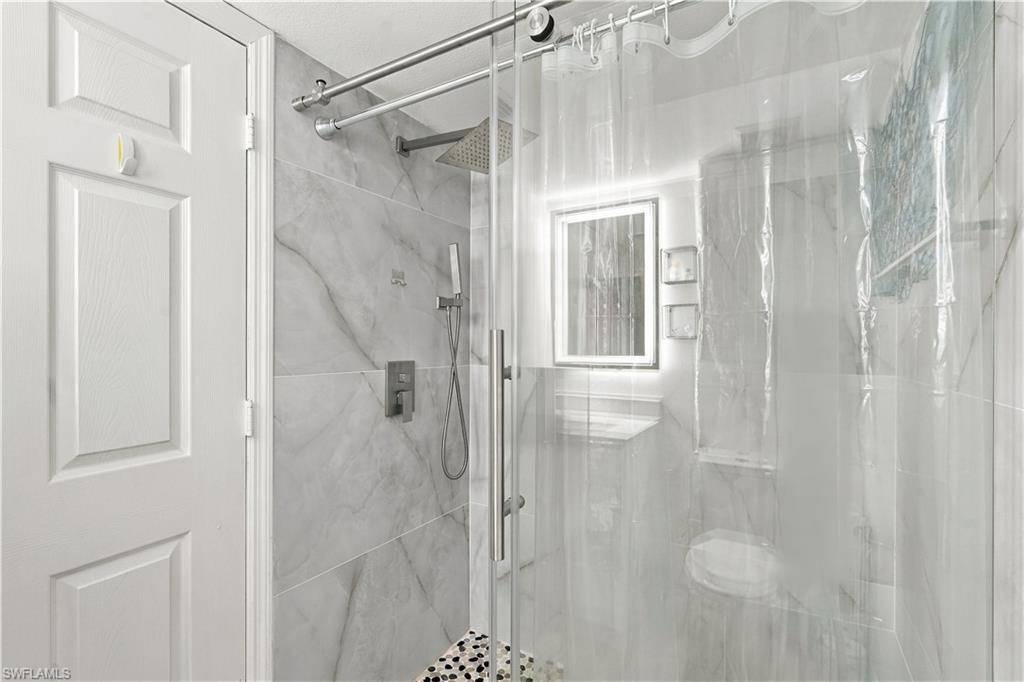 8960 Colonnades Ct E 915 Property Photo 17
