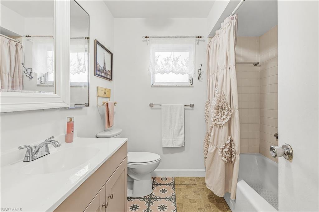 3142 41st St Sw Property Photo 14
