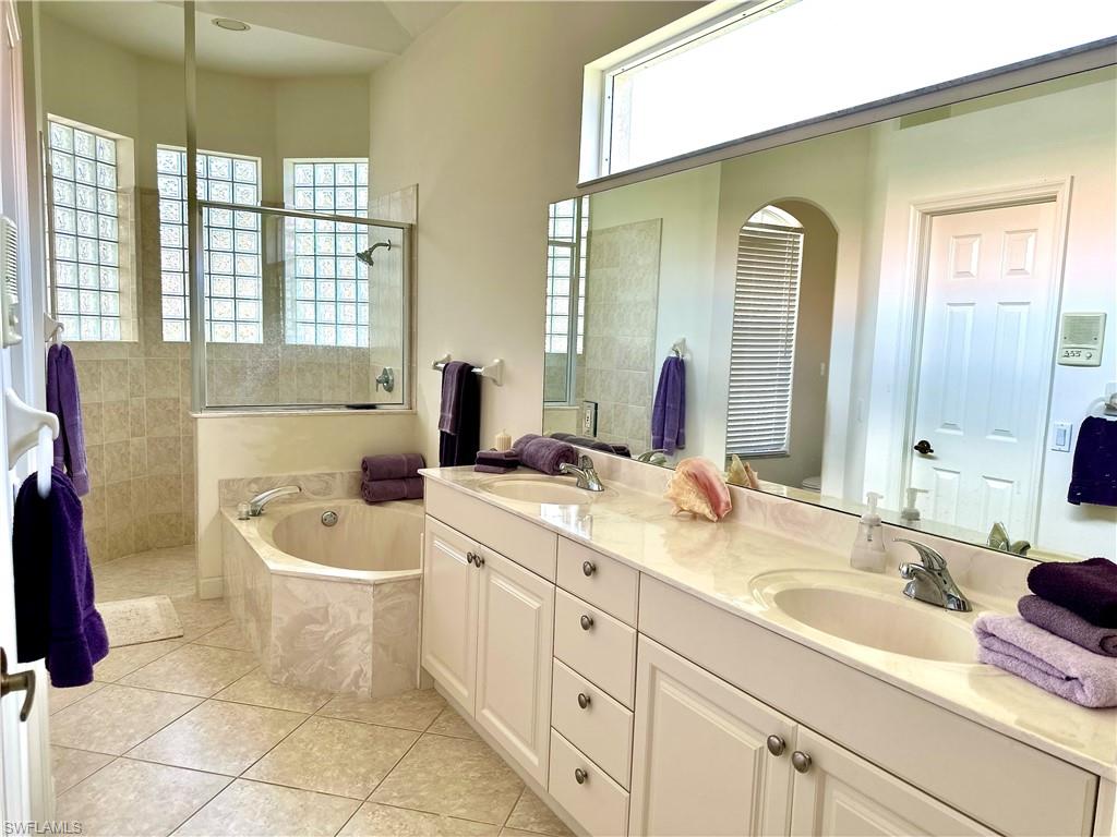 28171 L Burton Fletcher Ct Property Photo 14