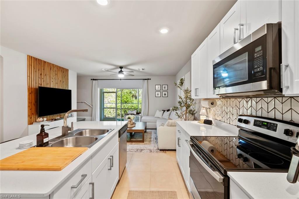 15527 Wildflower Cir Property Photo 9