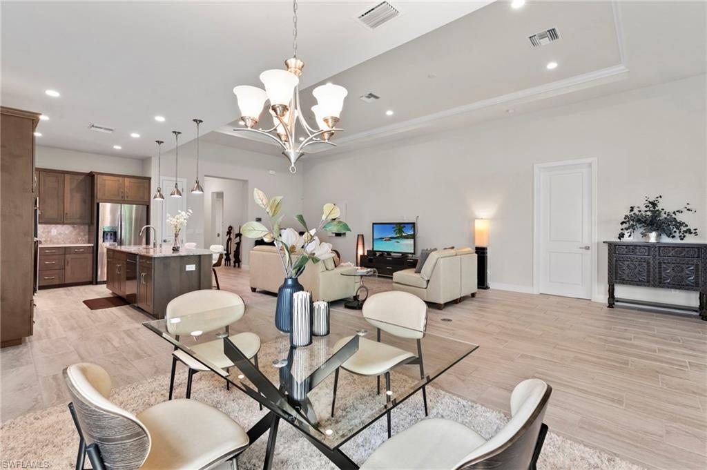 8950 Mustique Ln Property Photo 10