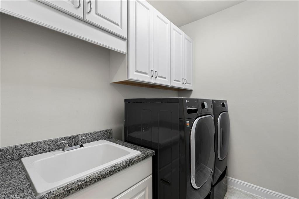 8950 Mustique Ln Property Photo 27