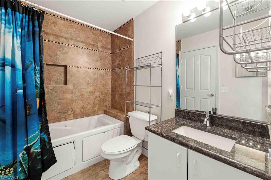 8033 San Vista Cir 12r Property Photo 10