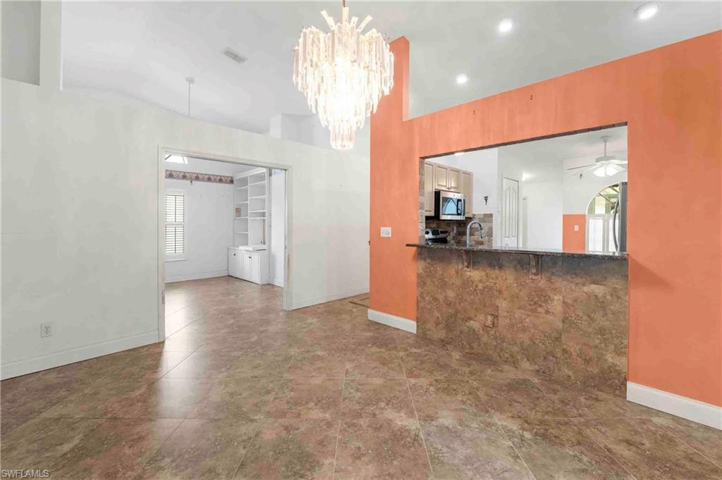8033 San Vista Cir 12r Property Photo 11