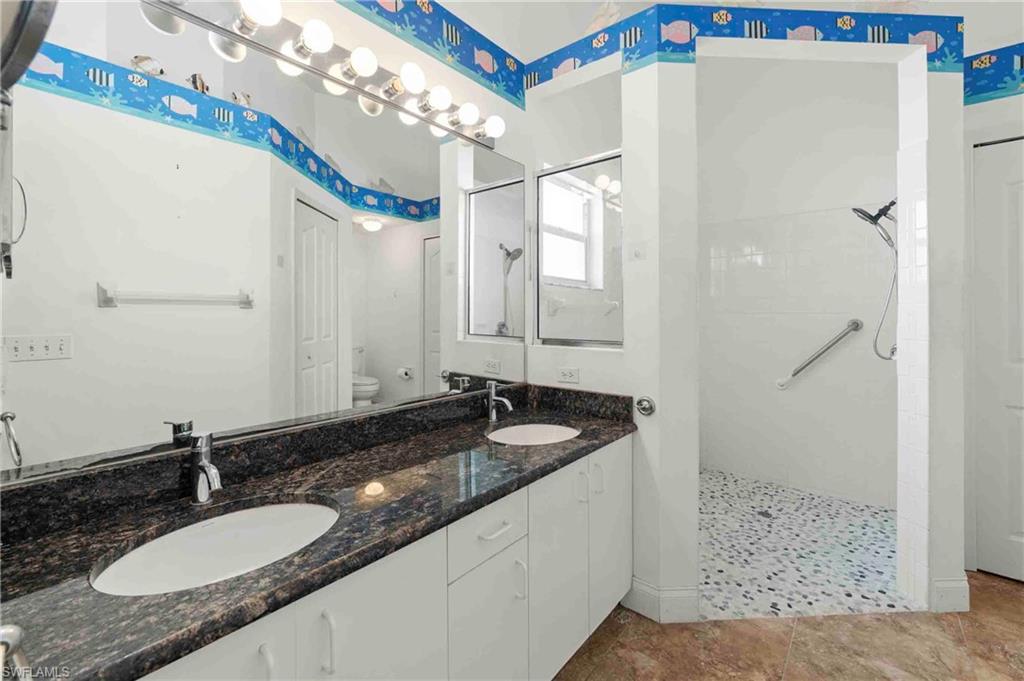 8033 San Vista Cir 12r Property Photo 21