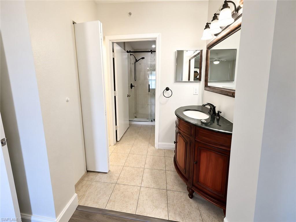 8275 Ibis Club Dr 706 Property Photo 4