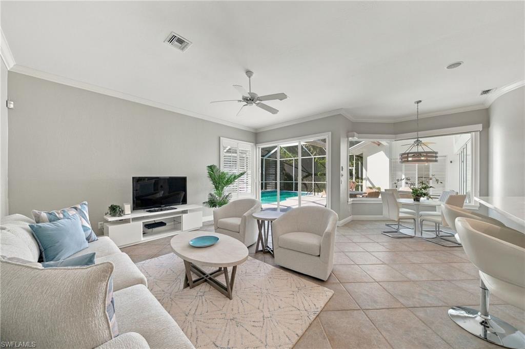 250 Golf Dr Property Photo 17