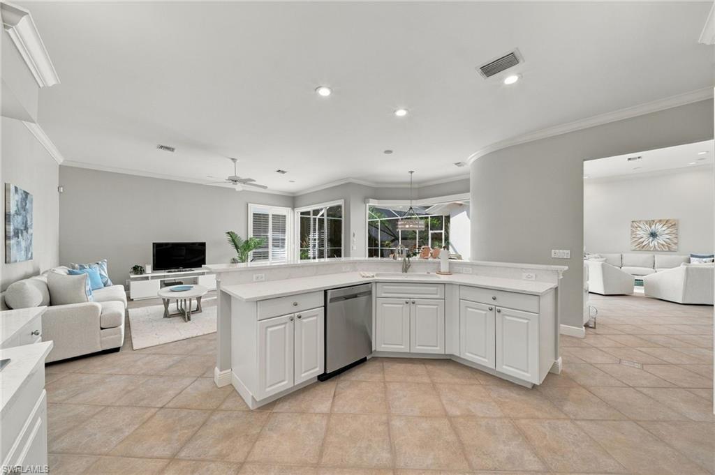 250 Golf Dr Property Photo 21