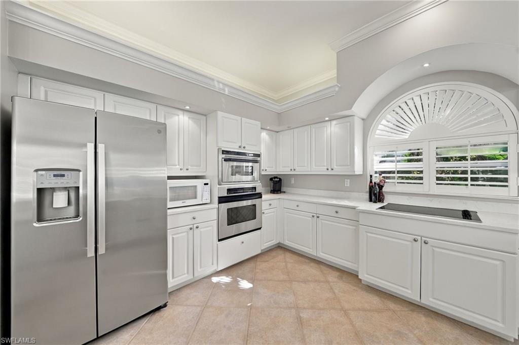 250 Golf Dr Property Photo 22