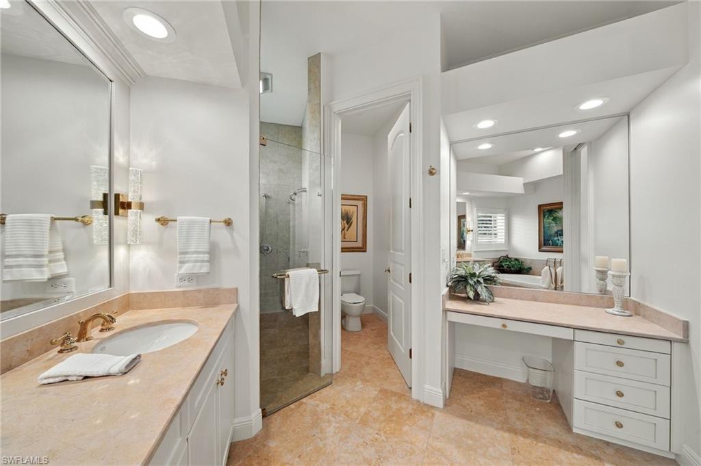 250 Golf Dr Property Photo 28