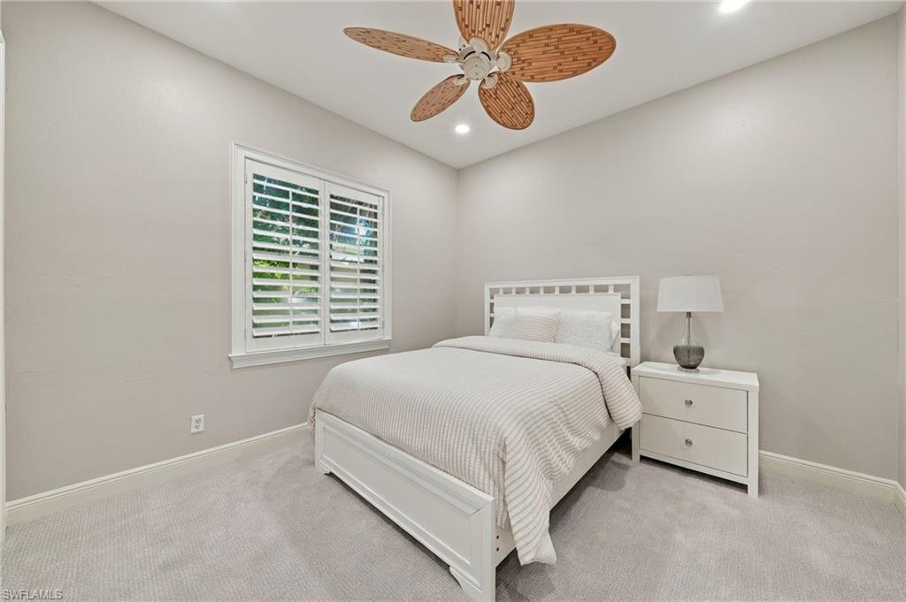 250 Golf Dr Property Photo 31