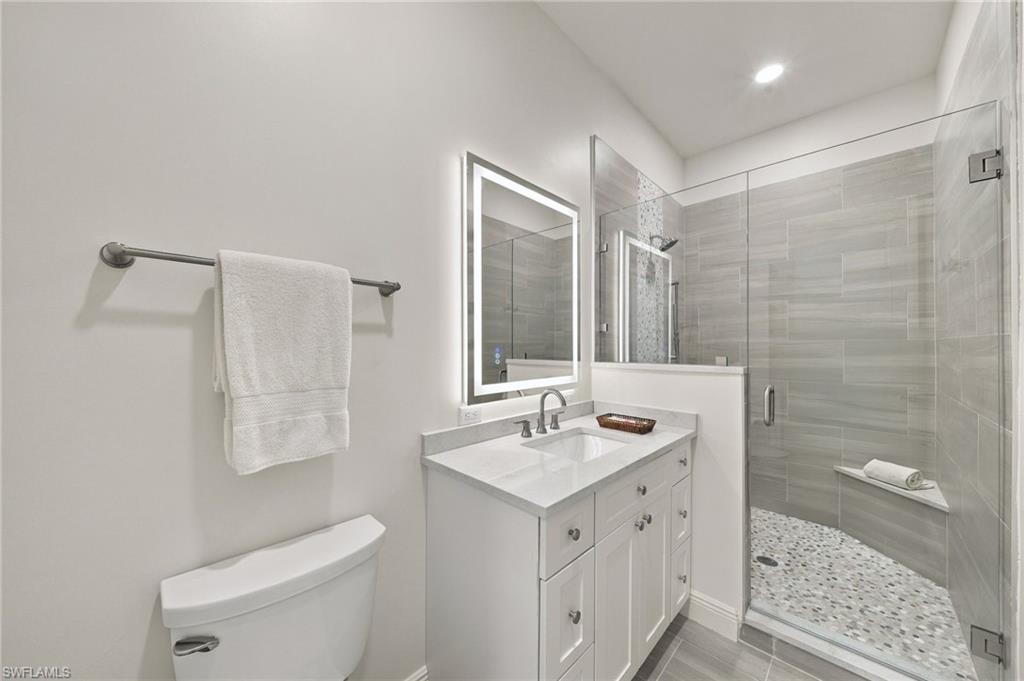 250 Golf Dr Property Photo 39