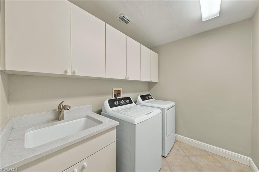 250 Golf Dr Property Photo 41