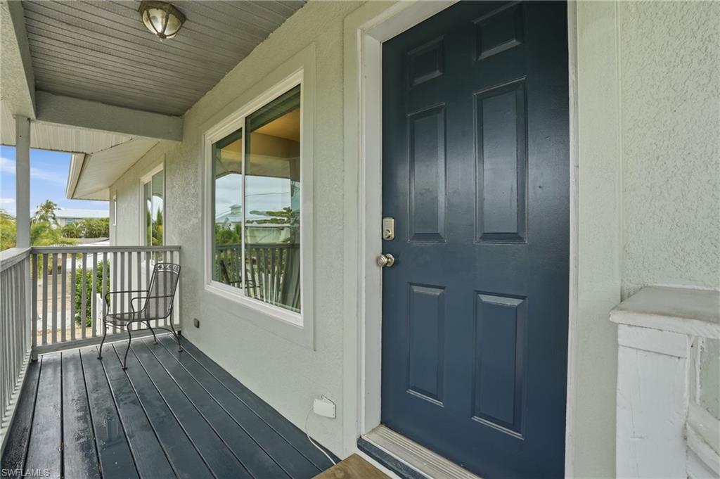 48 Fairview Blvd Property Photo 5