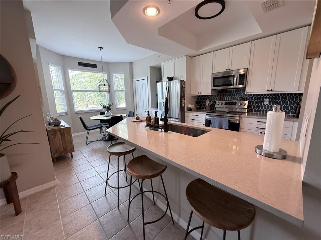 2835 Cypress Trace Cir 102 Property Photo 7