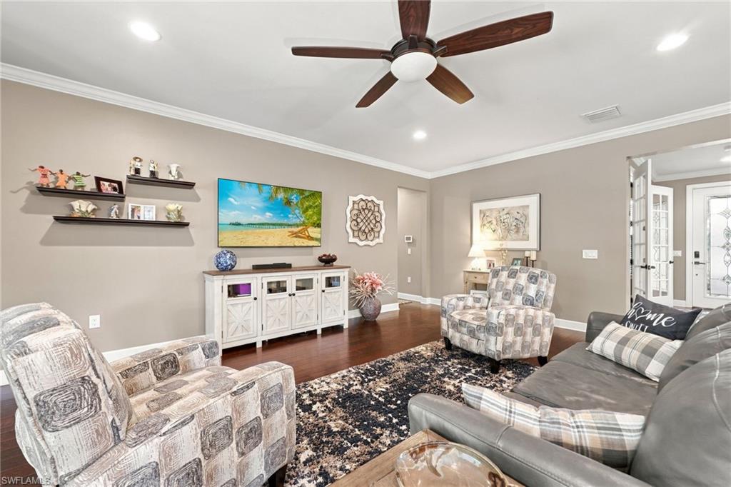 7230 Live Oak Dr Property Photo 13