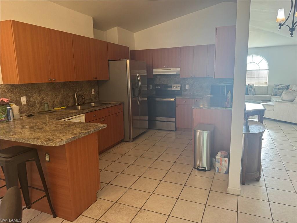 3495 Everglades Blvd Property Photo 4