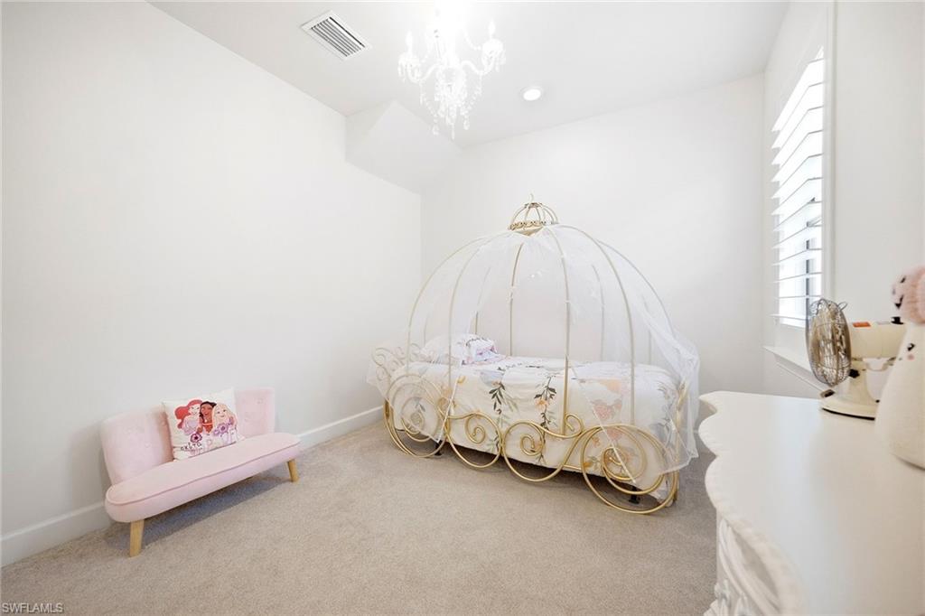 6825 Greenbriar Ct Property Photo 20