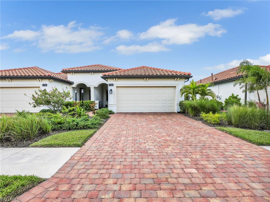 17502 Caravita Ln Property Photo 4
