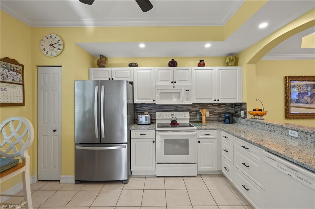 4690 Turnberry Lake Dr 102 Property Photo 11