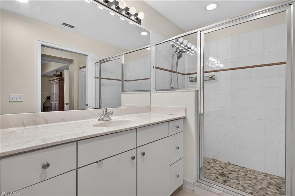 4690 Turnberry Lake Dr 102 Property Photo 17