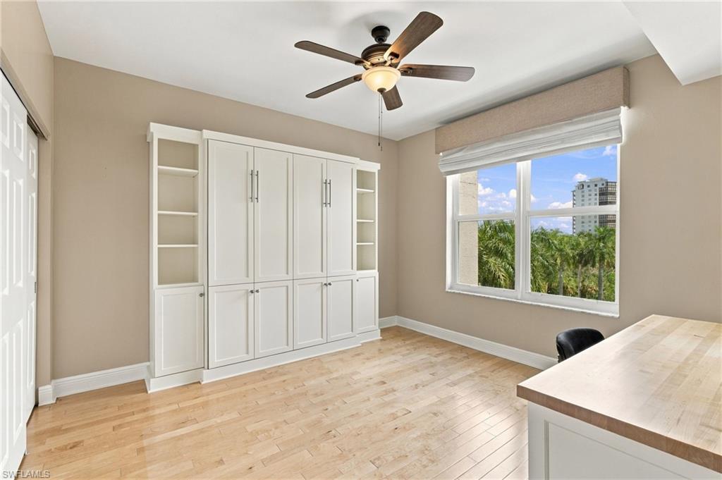 430 Cove Tower Dr 501 Property Photo 18
