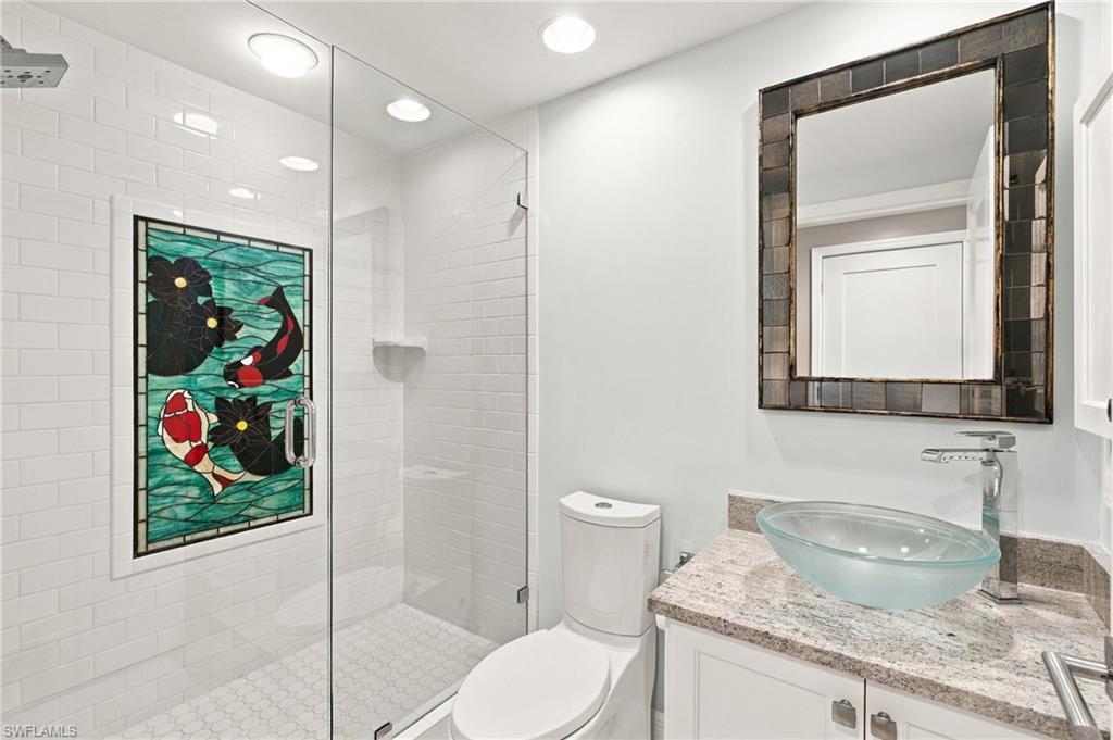 430 Cove Tower Dr 501 Property Photo 22