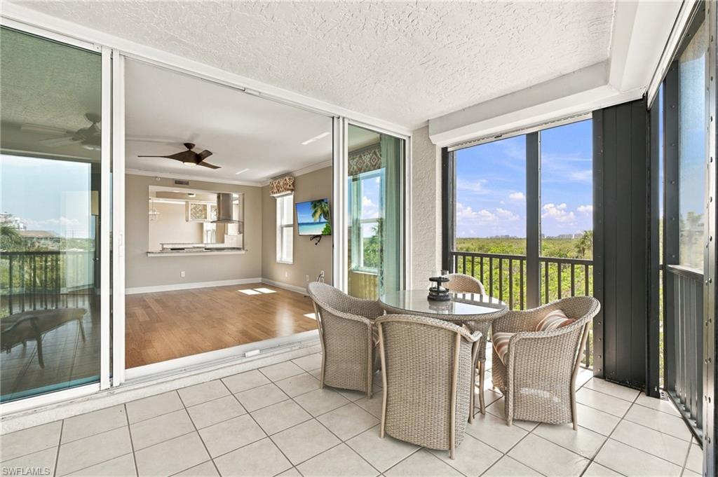 430 Cove Tower Dr 501 Property Photo 26