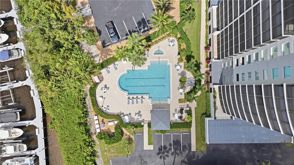 430 Cove Tower Dr 501 Property Photo 32