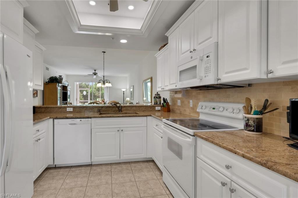 8620 Cedar Hammock Cir 1112 Property Photo 16