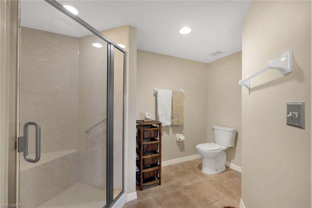 19880 Breckenridge Dr 506 Property Photo 11