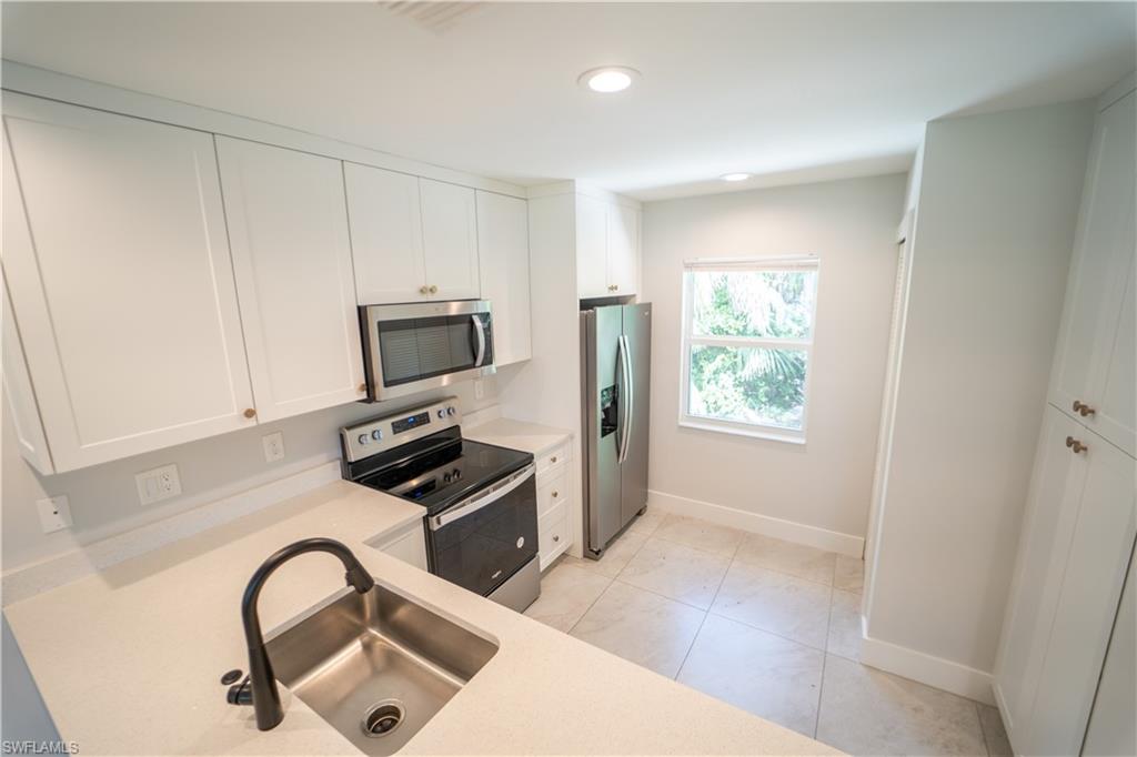 27304 Dortch Ave 304 Property Photo 4