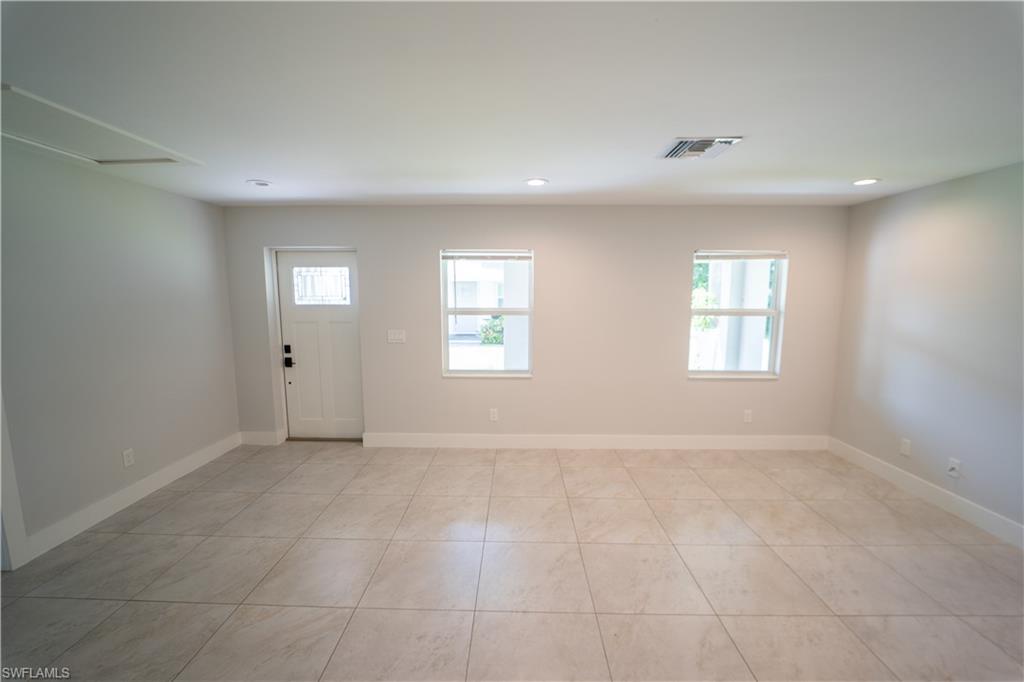 27304 Dortch Ave 304 Property Photo 7