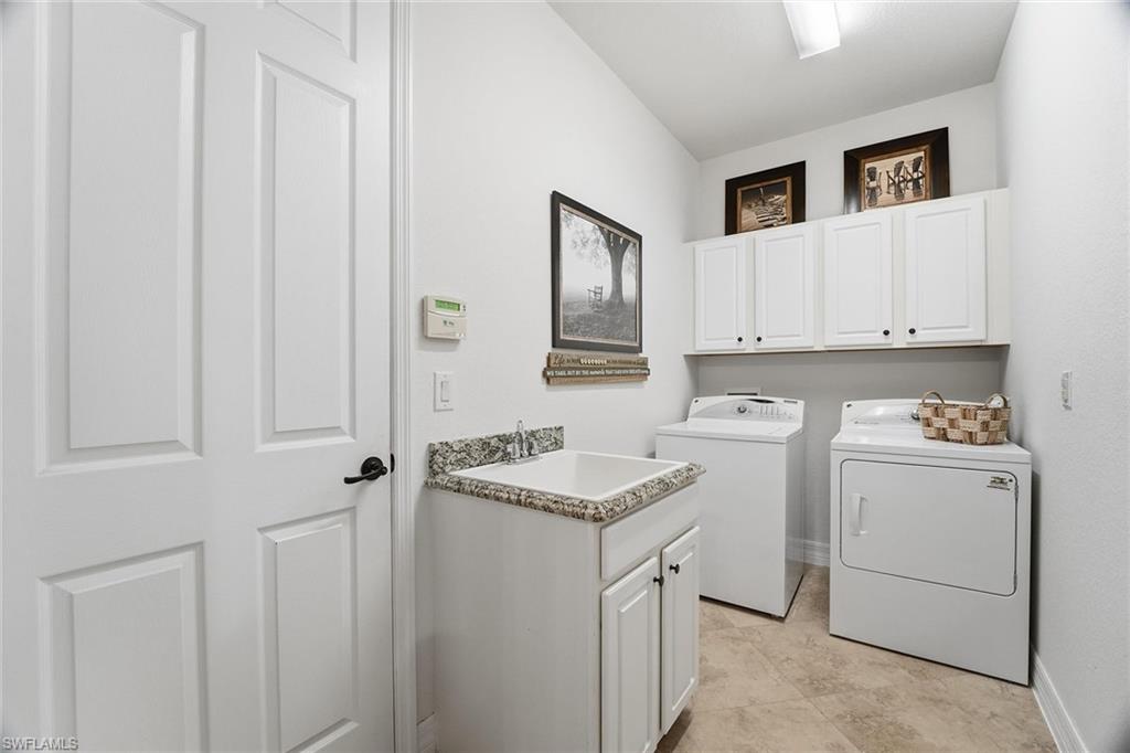 2906 Aviamar Cir Property Photo 27