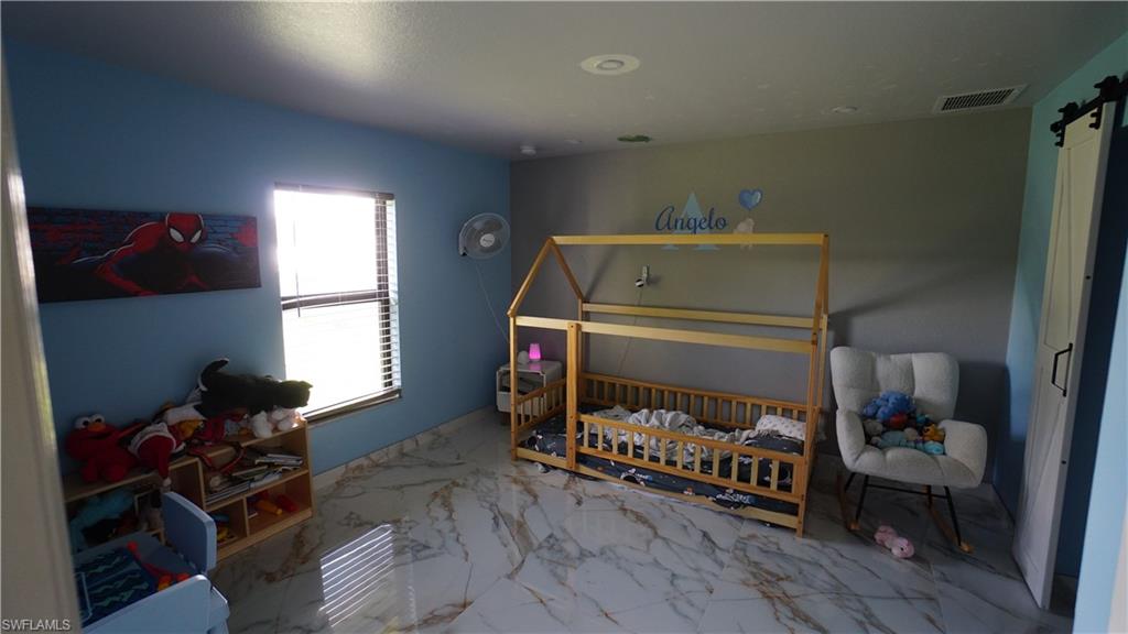3039 6th Ct Property Photo 16