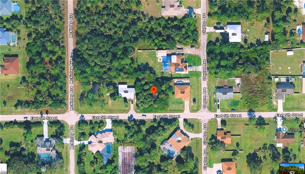 105 5th St Property Photo 1