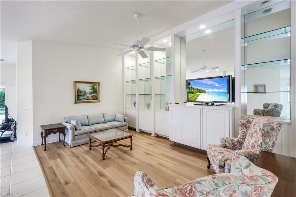 4892 Lasqueti Way Property Photo 4