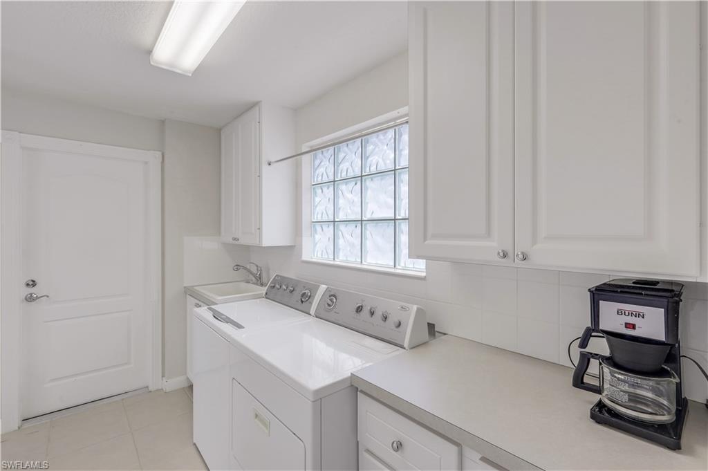 4892 Lasqueti Way Property Photo 21