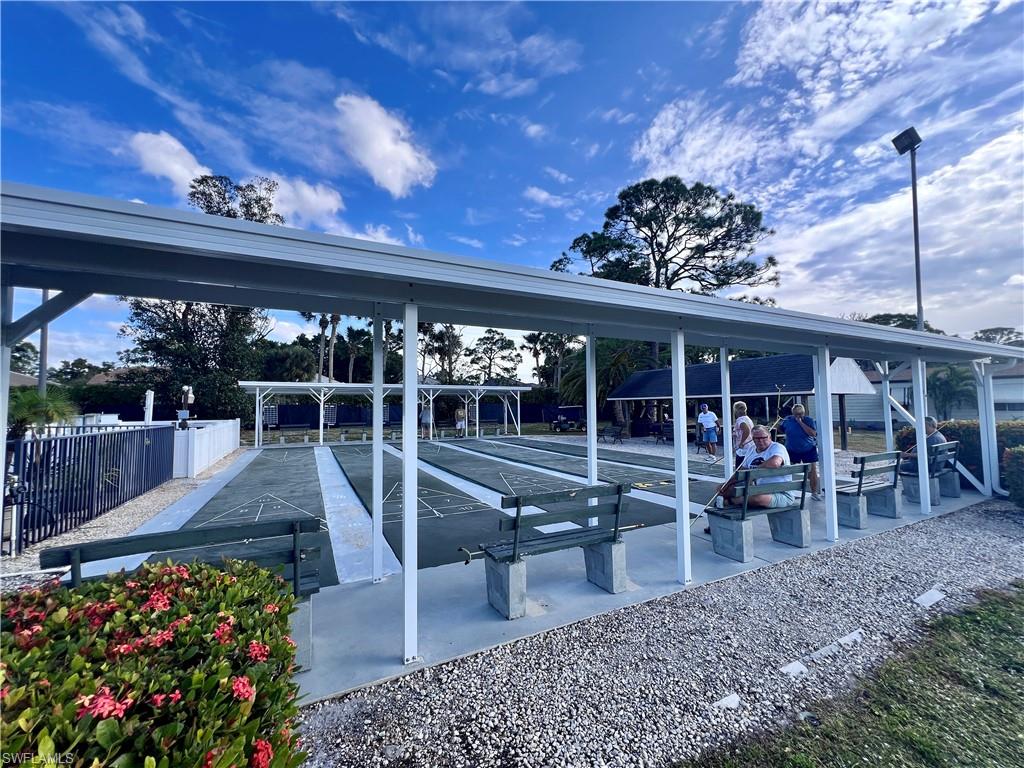 4696 Leilani Ln Property Photo 16