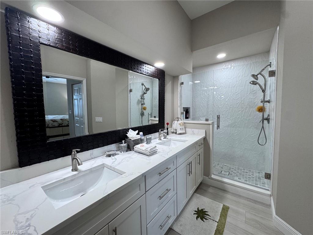 6800 Satinleaf Rd S 204 Property Photo 15