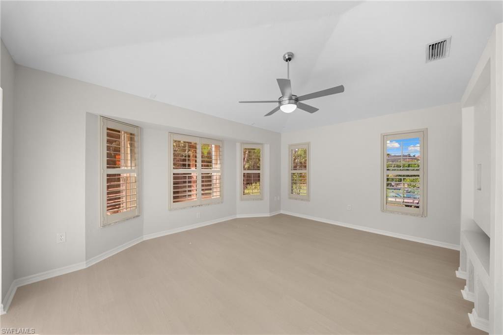 25161 Harborside Blvd Property Photo 9