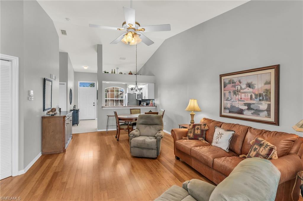 162 Newport Dr 1208 Property Photo 11