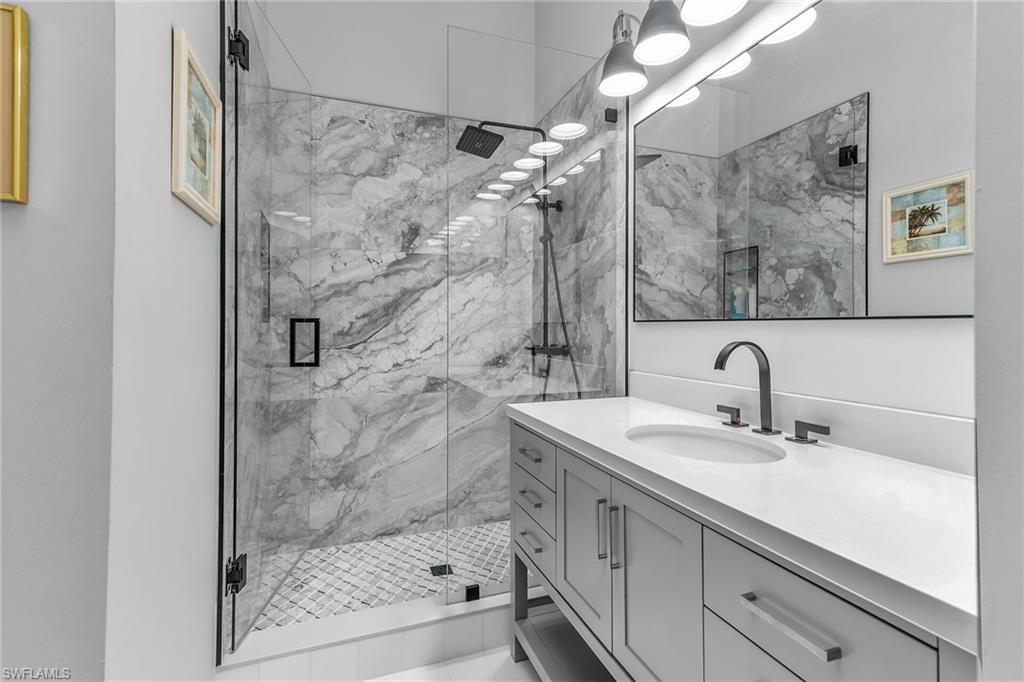 162 Newport Dr 1208 Property Photo 17